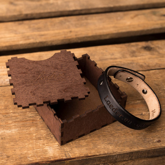 Leather bracelet Spirit | Black color