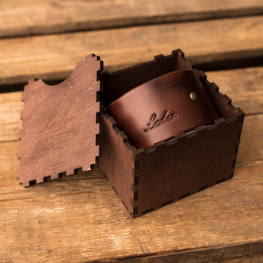 Leather bracelet Grand | Brown color