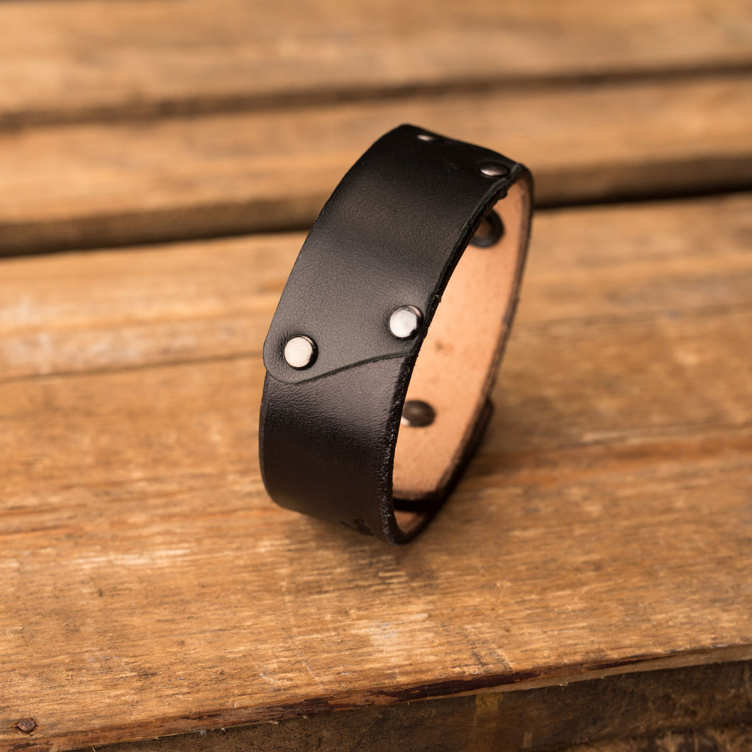 Leather bracelet Cheops | Black color