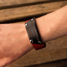 Load image into Gallery viewer, Leather bracelet Cheops | Orange color
